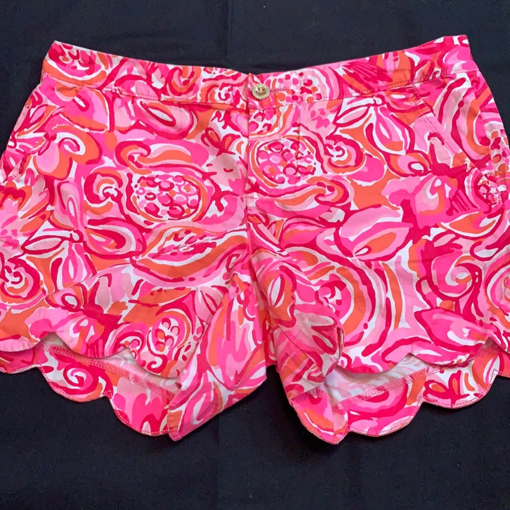 Pink lily Pulitzer shorts